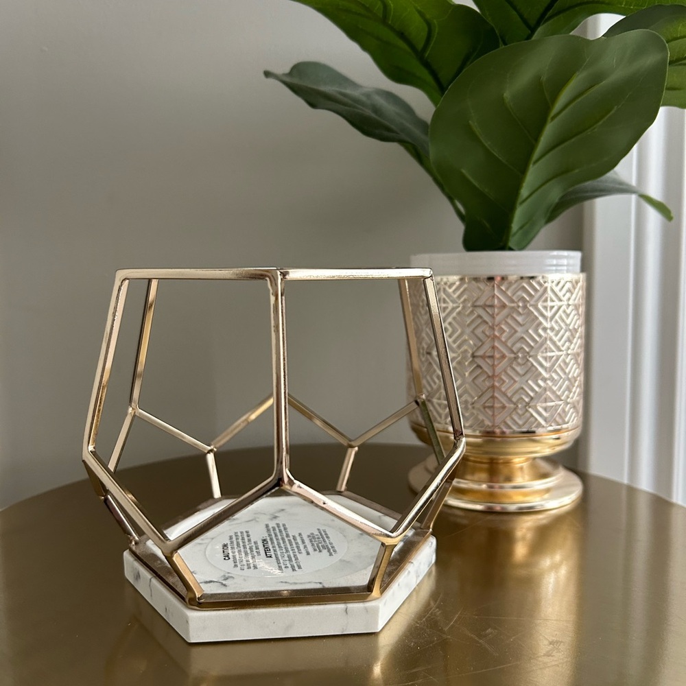 Bath and Body Works Gold and Marble Geometric 3-Wick Candle Holder, NWT